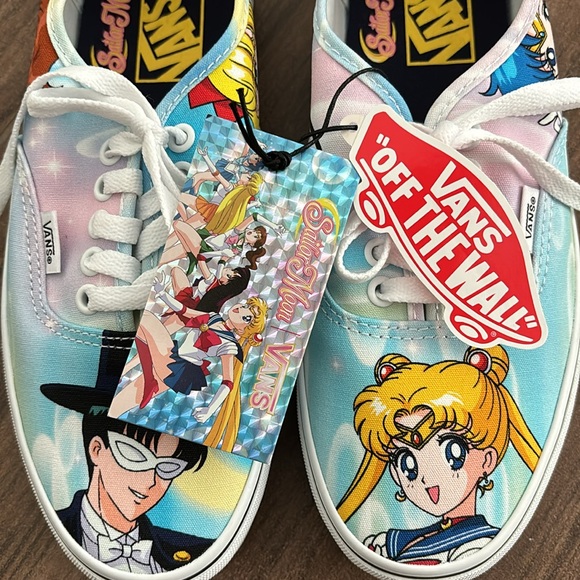 Vans Sailor Moon Collection Men Size 7.5 Women Size 9 - Picture 2 of 14